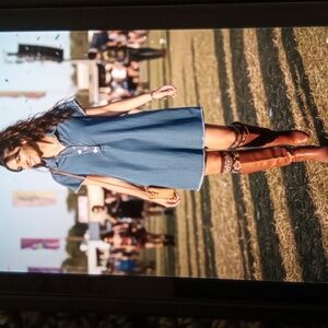 J. McLaughlin Blue Denim Dress Shift Frayed Hem Collared Pocket Casual Small